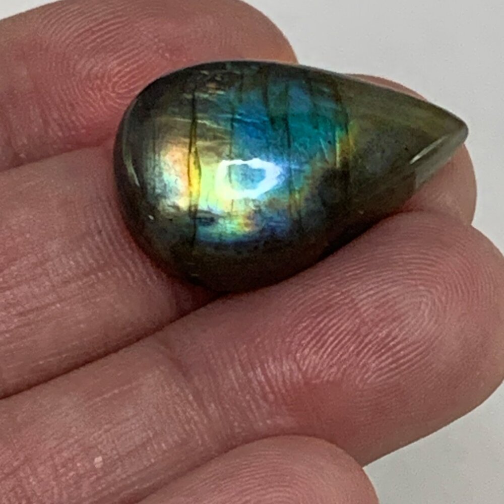 Color Flash Labradorite - Picture 5 of 14